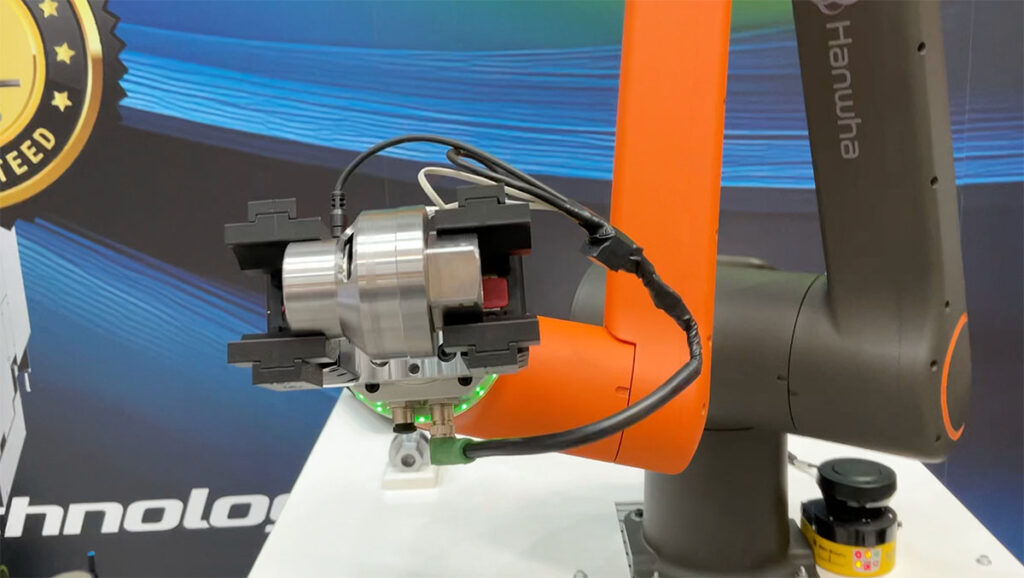 Greenbau la MetalShow & TIB 2026, cobot interactiv Hanwha Robotics HCR
